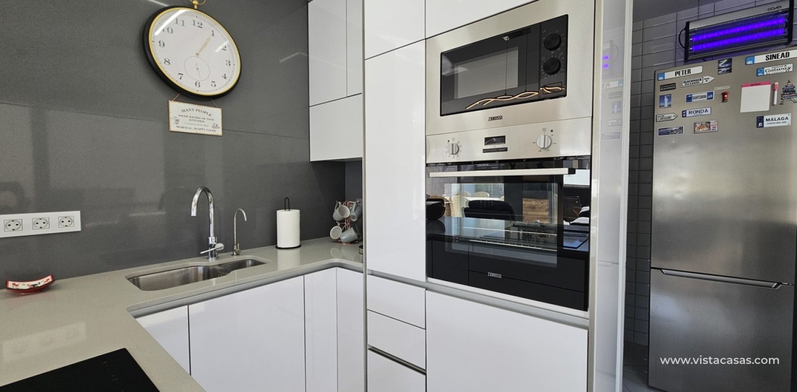 Sale - Villa - Villamartin