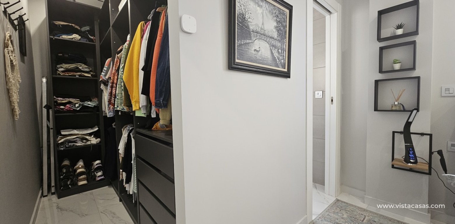 Sale - Villa - Villamartin