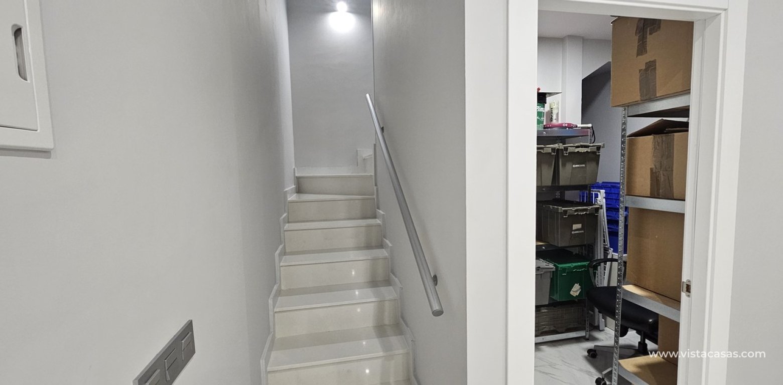 Sale - Villa - Villamartin