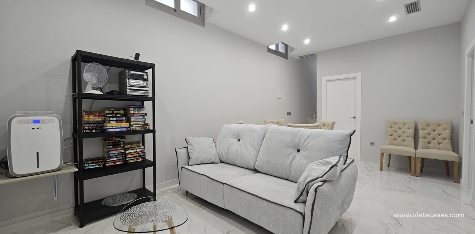 Sale - Villa - Villamartin