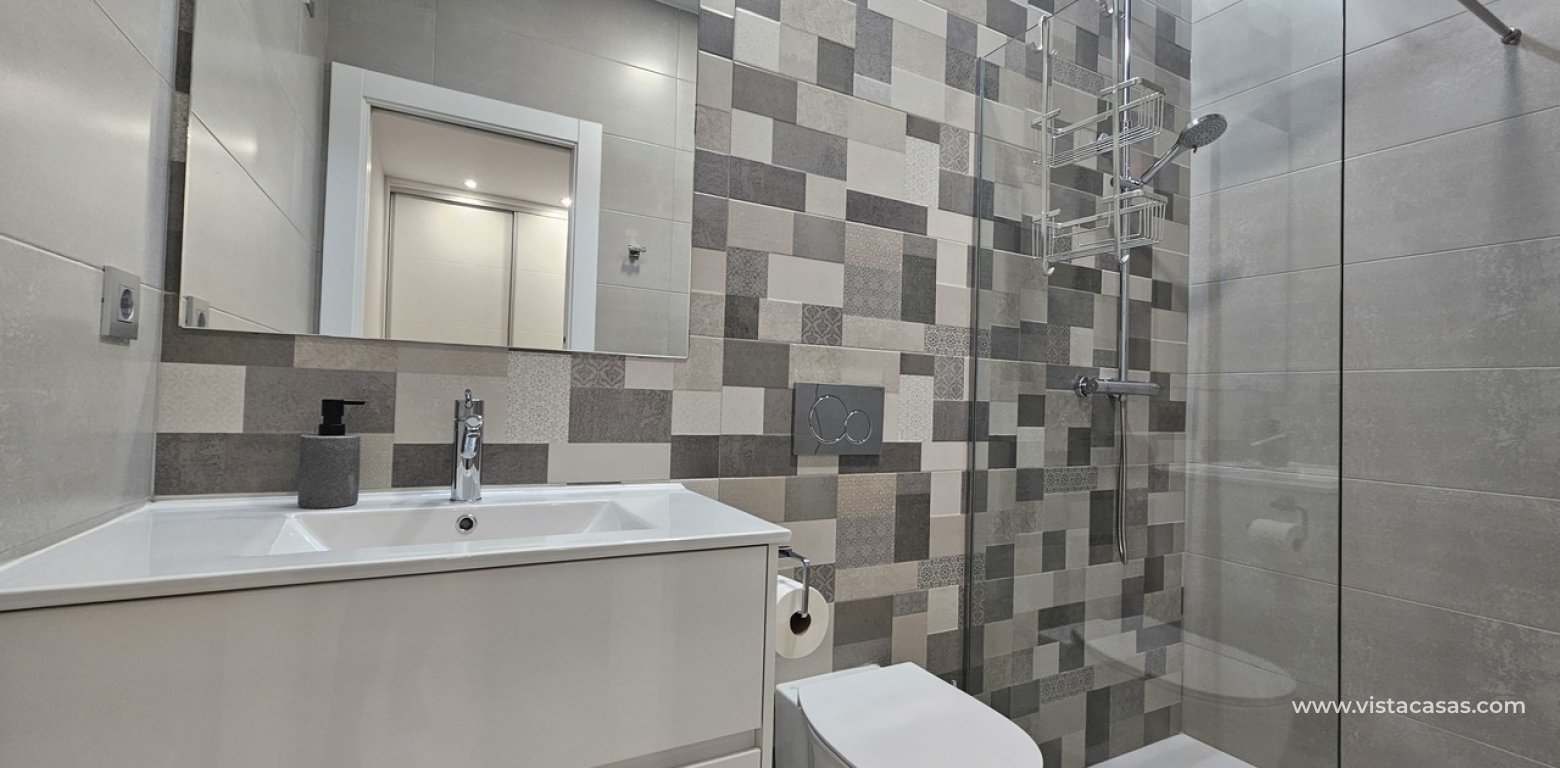 Sale - Villa - Villamartin