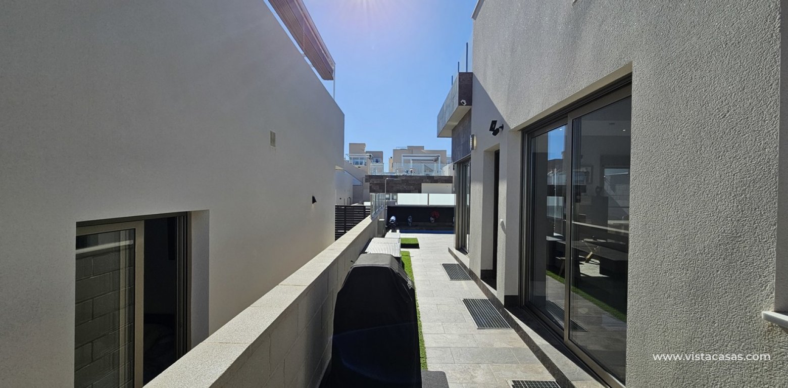 Sale - Villa - Villamartin