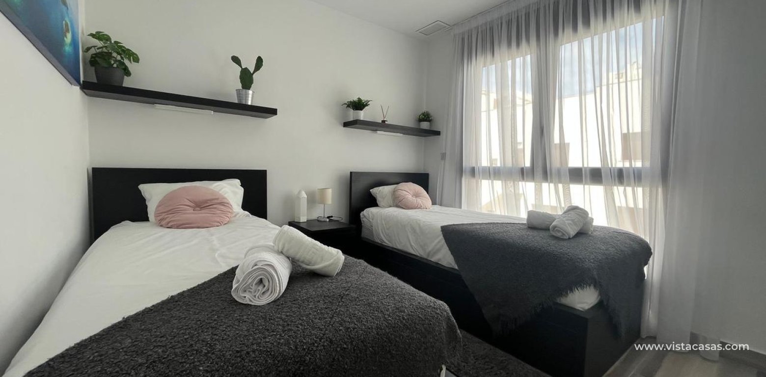 Sale - Villa - Los Altos