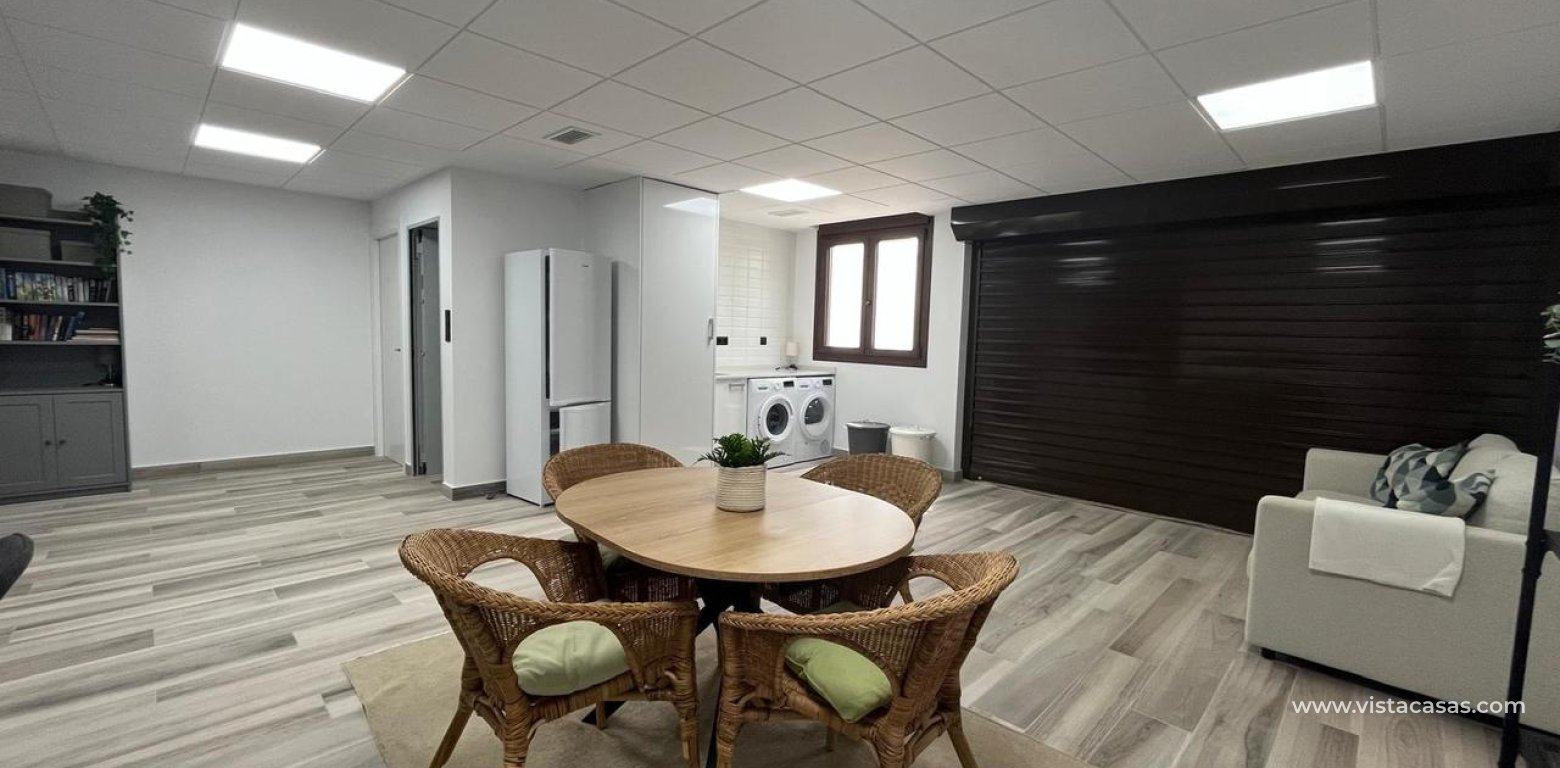 Sale - Villa - Los Altos