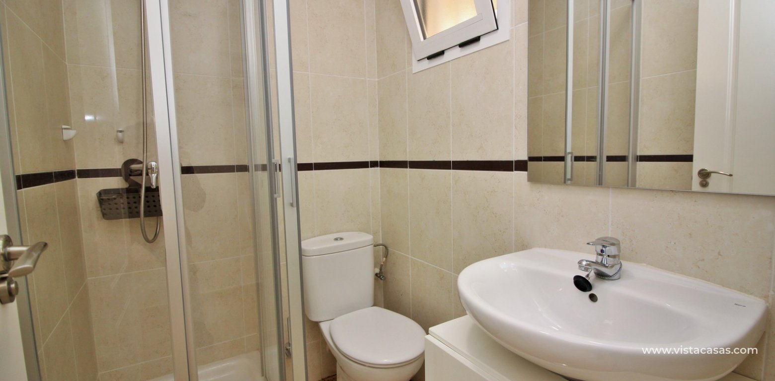 Apartment for sale in Villamartin shower room