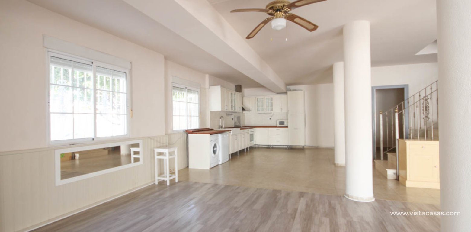 Resale - Villa - La Zenia