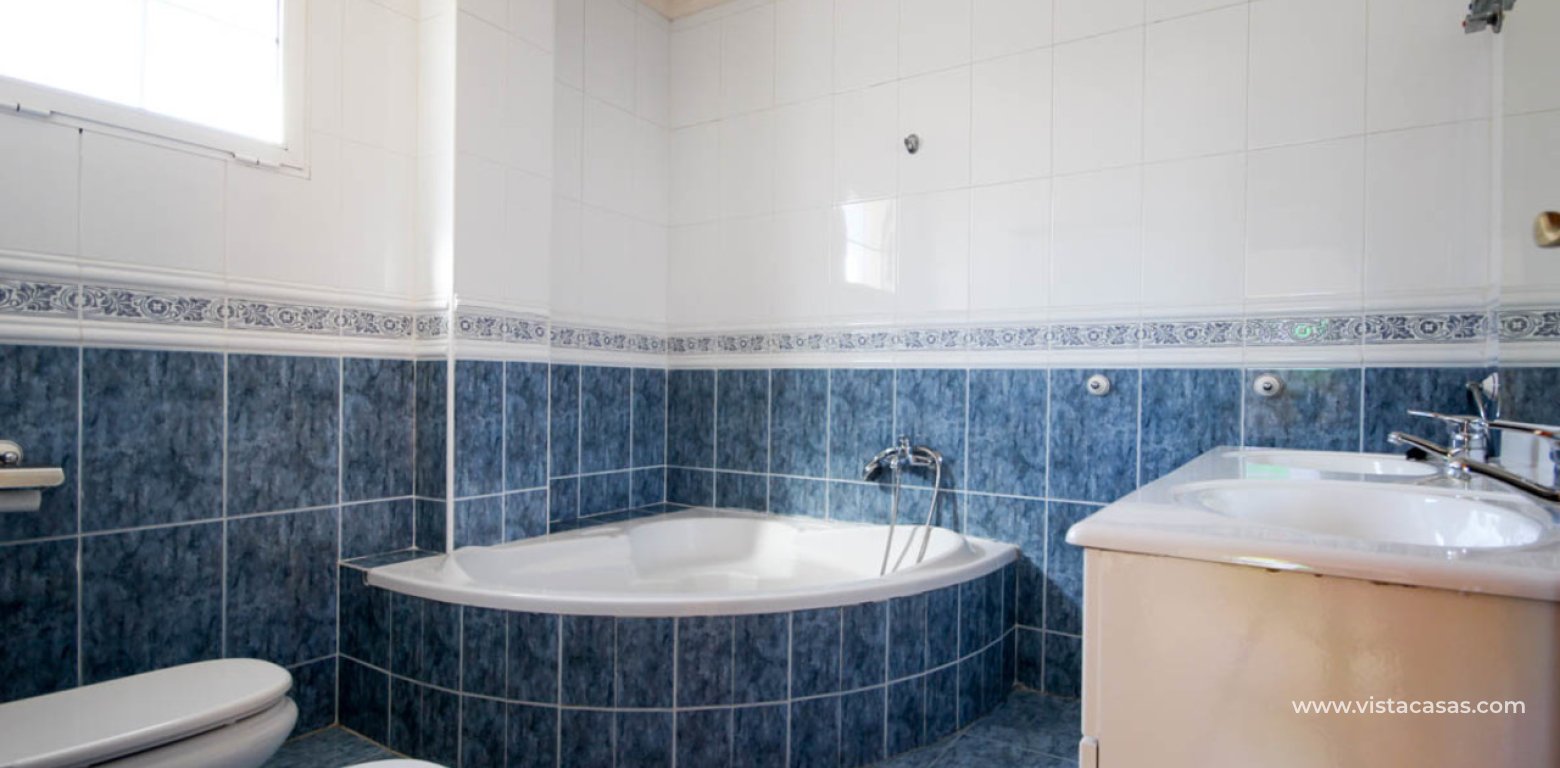 Resale - Villa - La Zenia