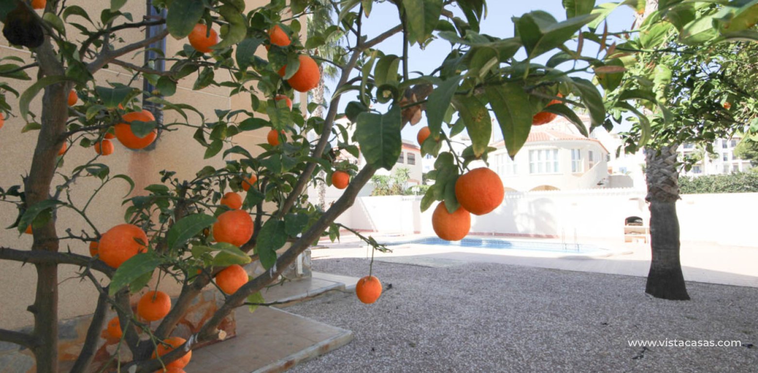 Resale - Villa - La Zenia