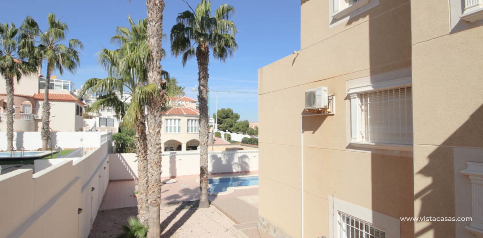 Resale - Villa - La Zenia