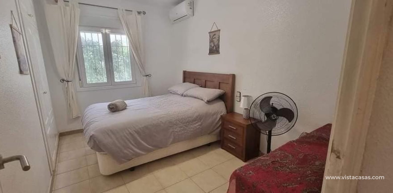 Resale - Villa - Villamartin