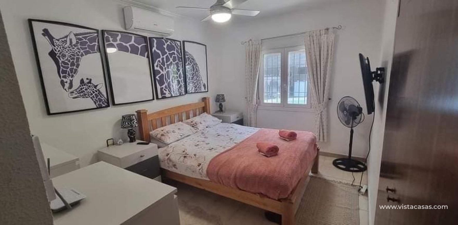 Resale - Villa - Villamartin