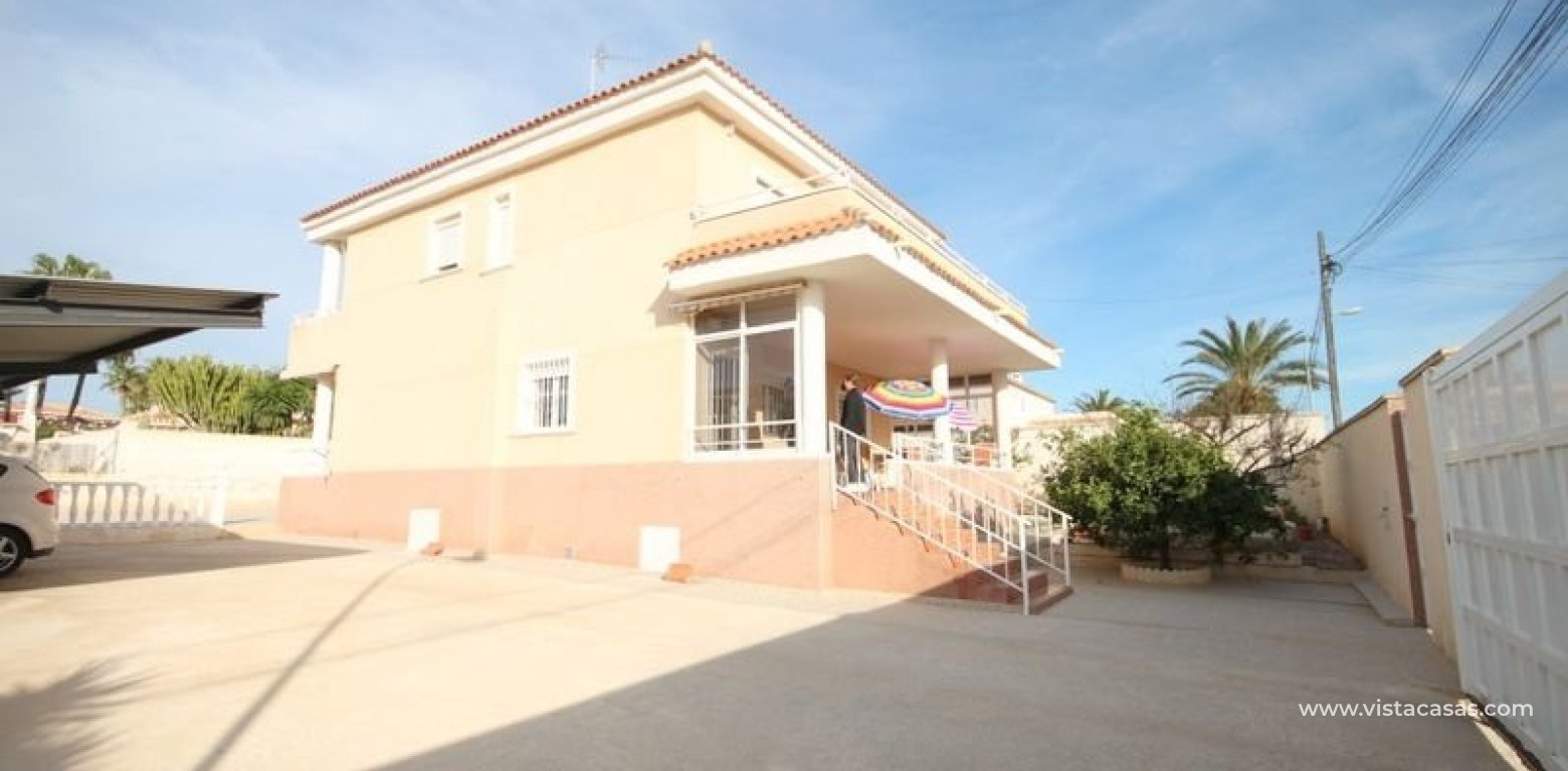 Wtórny - Villa - Torrevieja