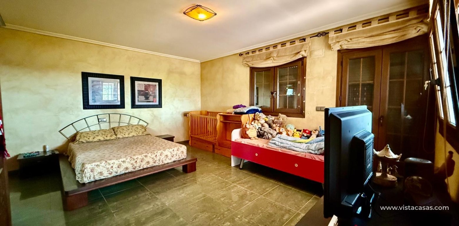 Venta - Chalet - San Miguel de Salinas