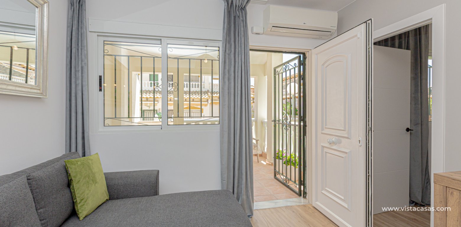 Sale - Townhouse - Punta Prima