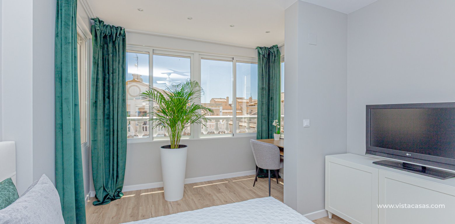 Sale - Townhouse - Punta Prima