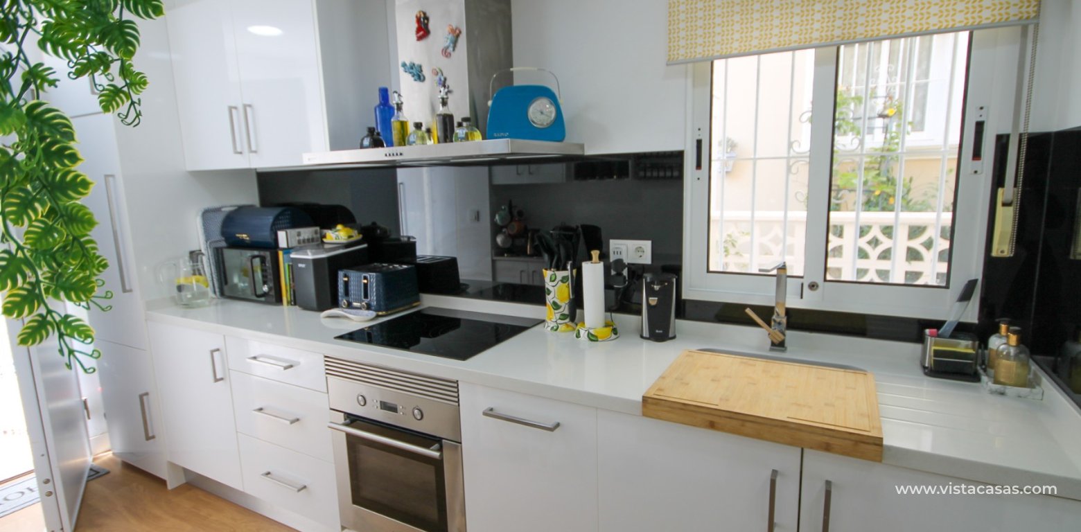 Resale - Townhouse - Villamartin