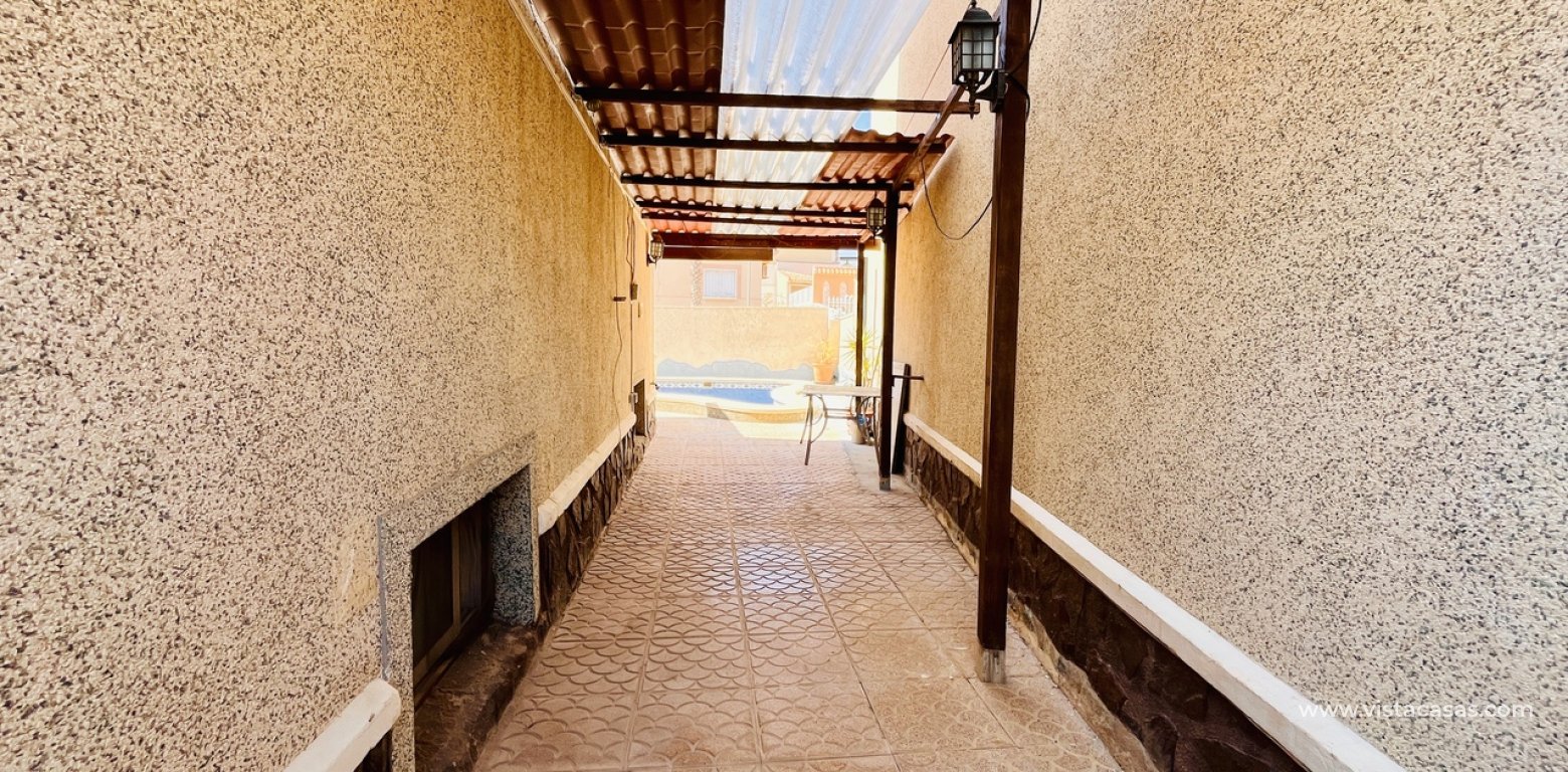 Resale - Villa - Villamartin