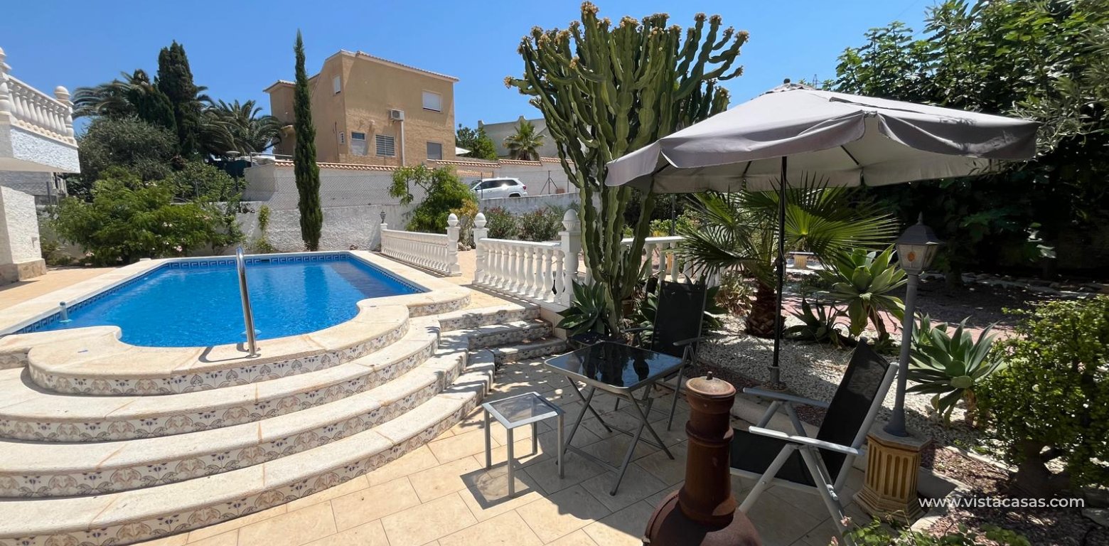 Resale - Villa - Villamartin