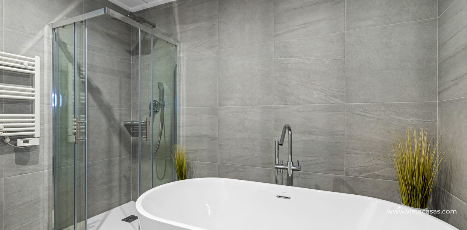 Venta - Chalet - San Miguel de Salinas