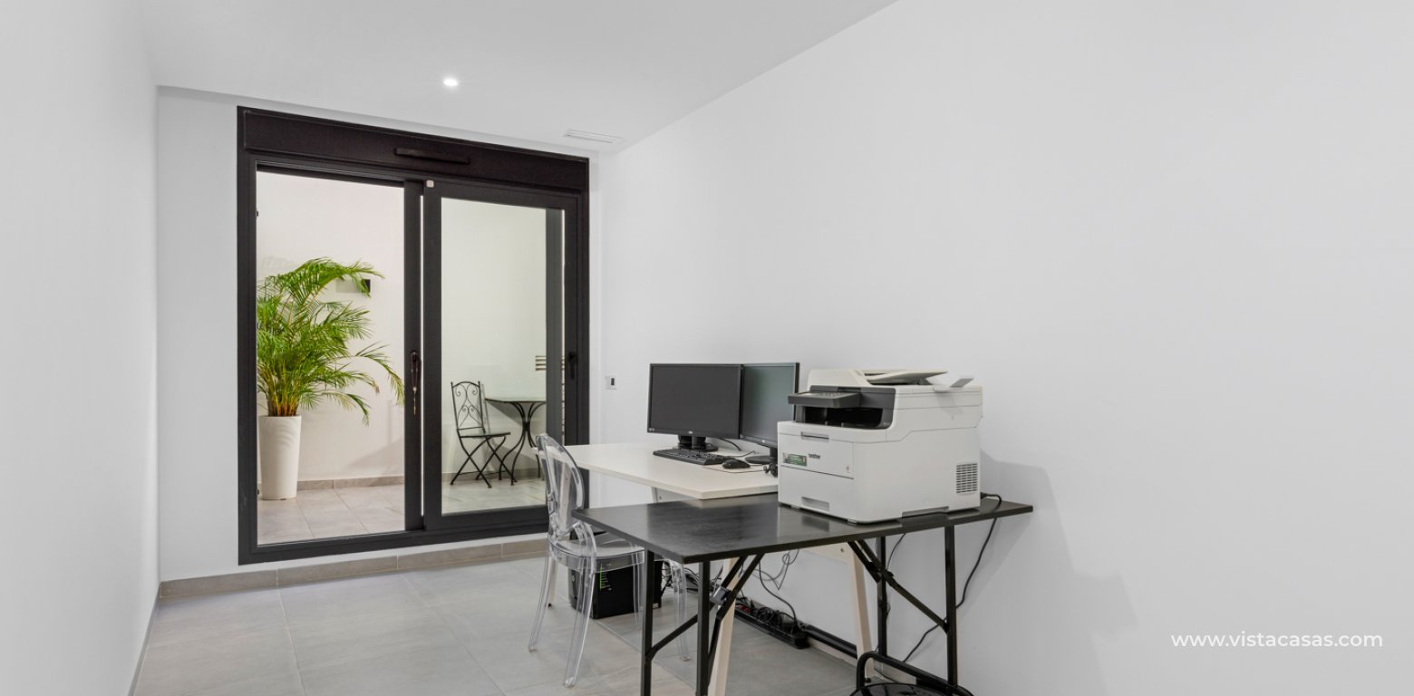 Venta - Chalet - San Miguel de Salinas