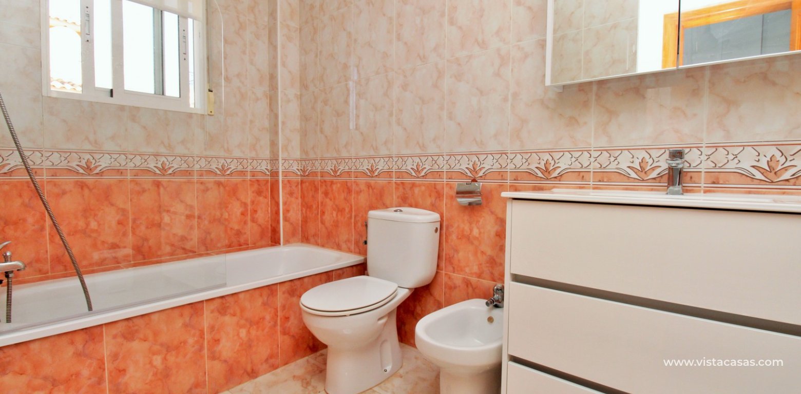 La Zenia South Facing Quad For Sale San Jose IV R7 bathroom