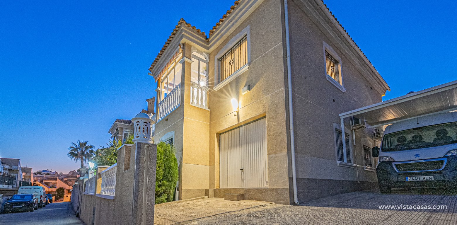 Resale - Villa - Villamartin