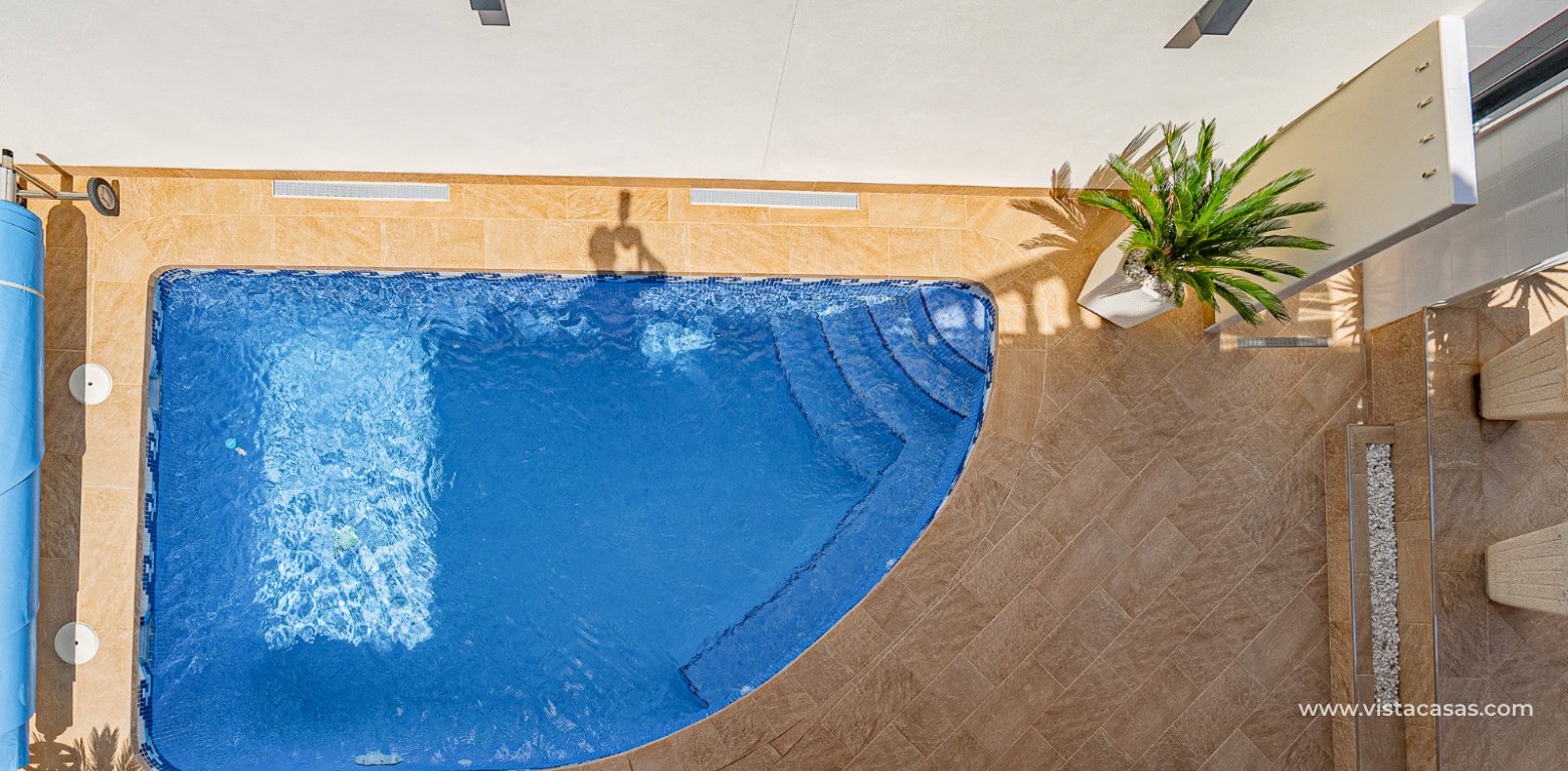 Resale - Villa - Villamartin