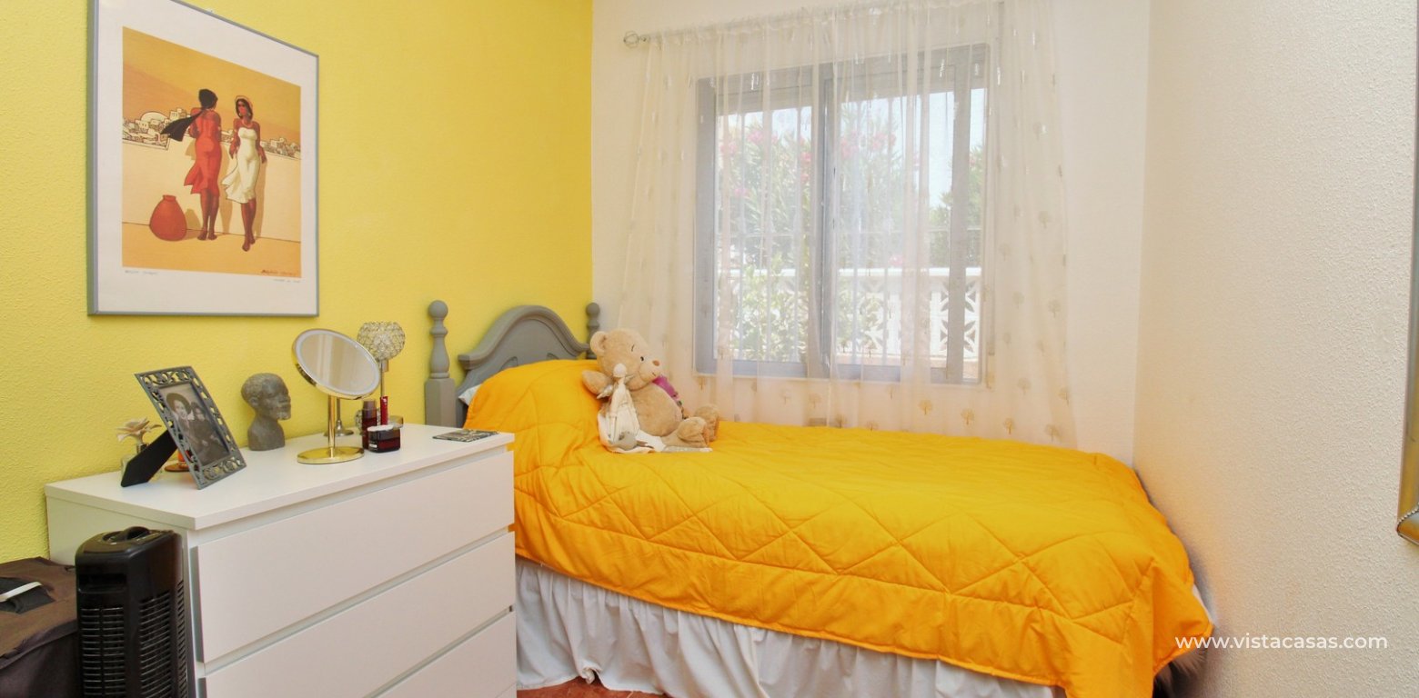Bungalow for sale Villamartin twin bedroom