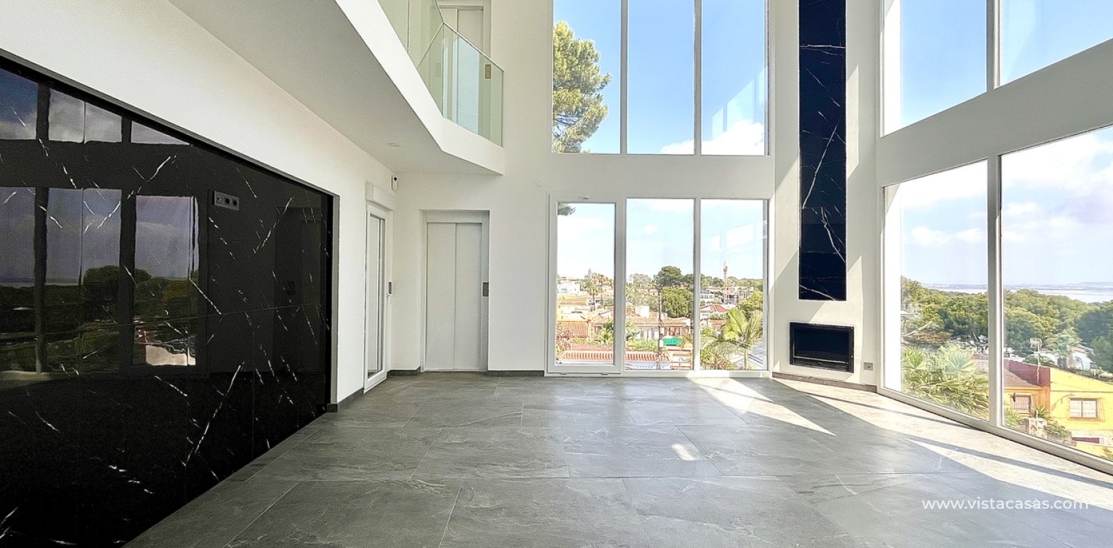 Resale - Villa - Los Balcones