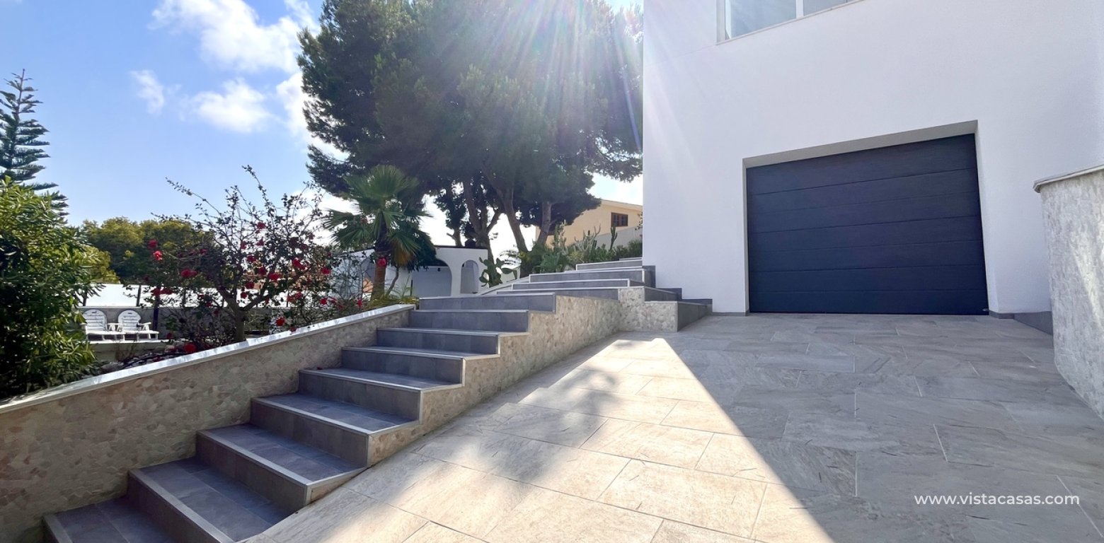 Resale - Villa - Los Balcones