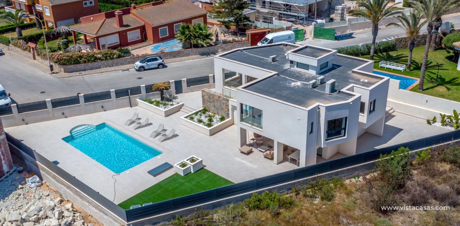 Resale - Villa - Torrevieja - La Veleta