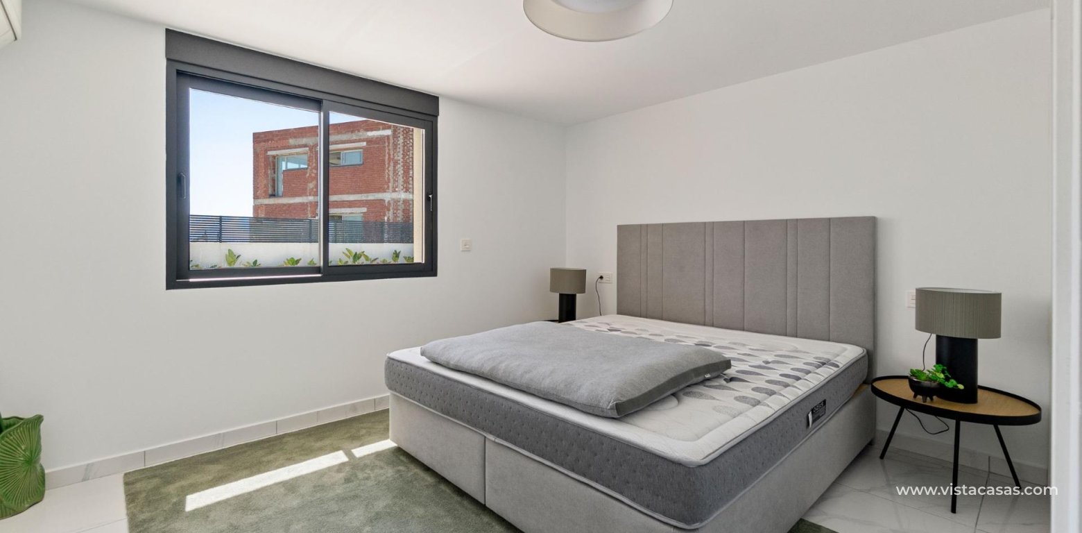 Resale - Villa - Torrevieja - La Veleta