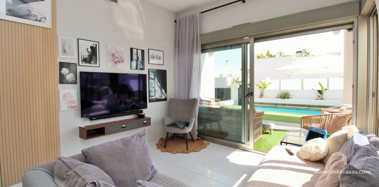 Sale - Villa - Villamartin