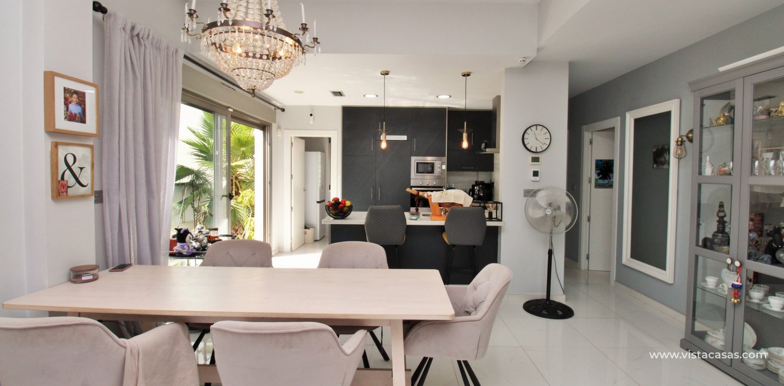 Sale - Villa - Villamartin