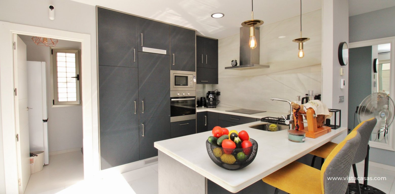 Sale - Villa - Villamartin