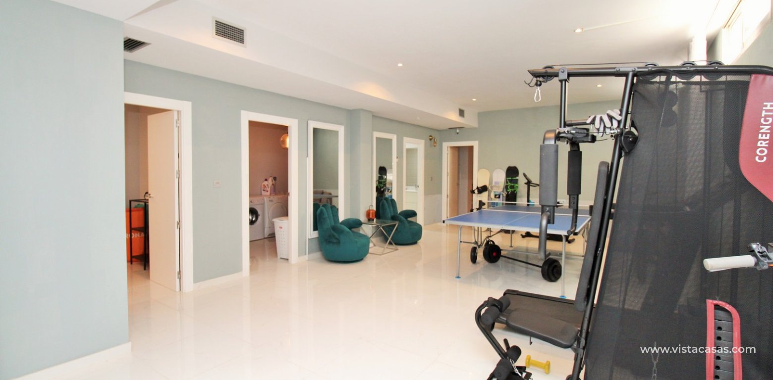 Sale - Villa - Villamartin