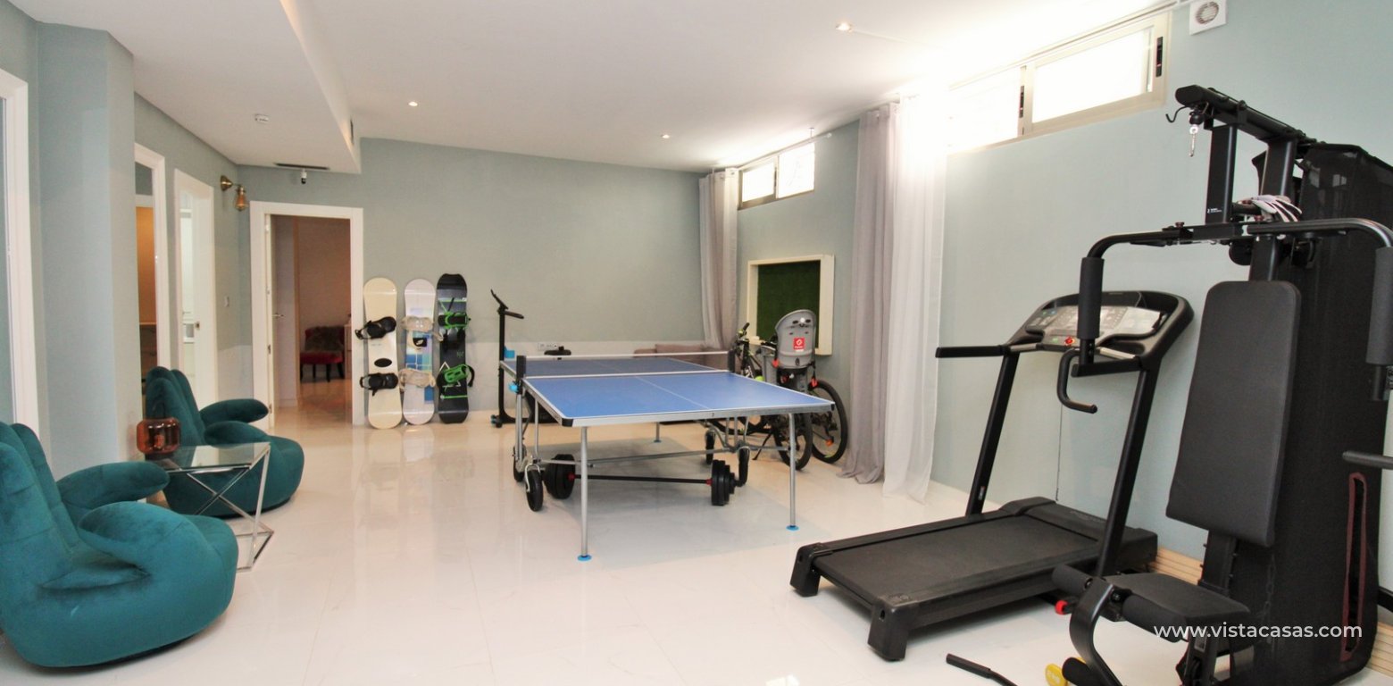 Sale - Villa - Villamartin