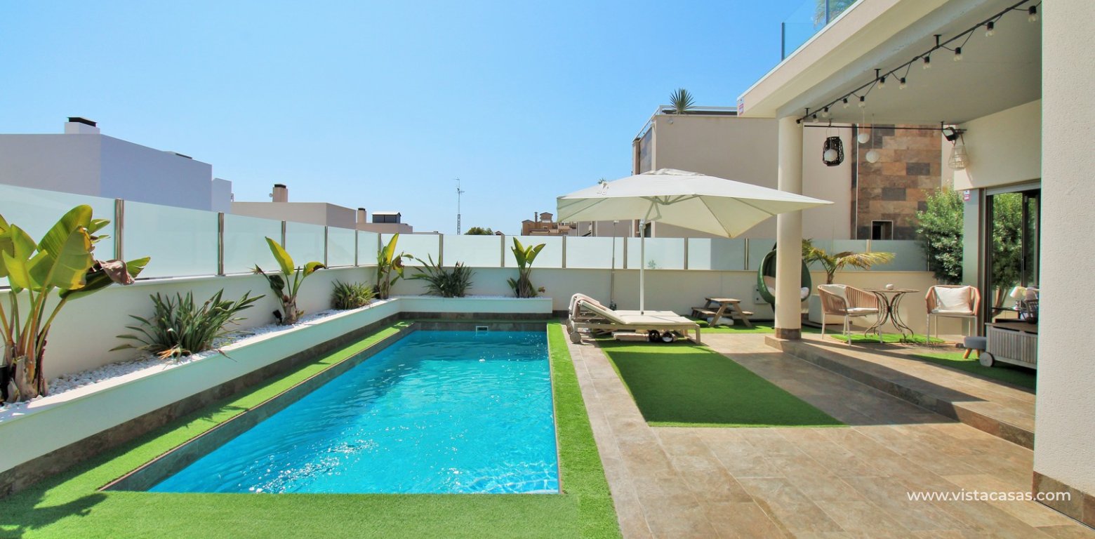 Sale - Villa - Villamartin