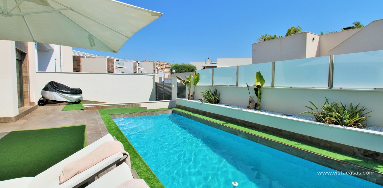 Sale - Villa - Villamartin