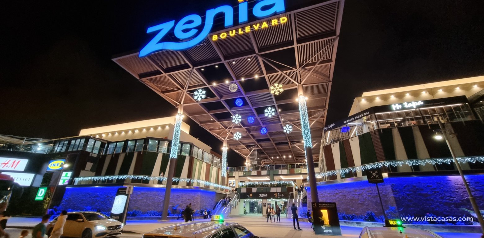 Resale - Villa - La Zenia