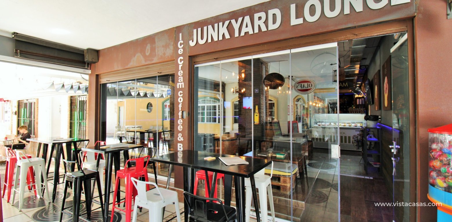 Resale - Commercial - Villamartin