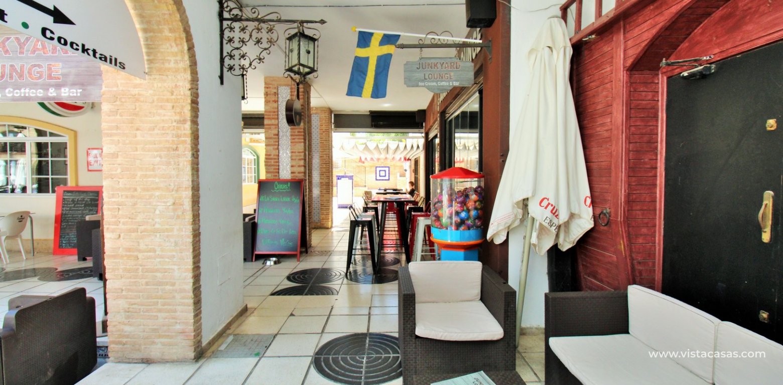 Resale - Commercial - Villamartin