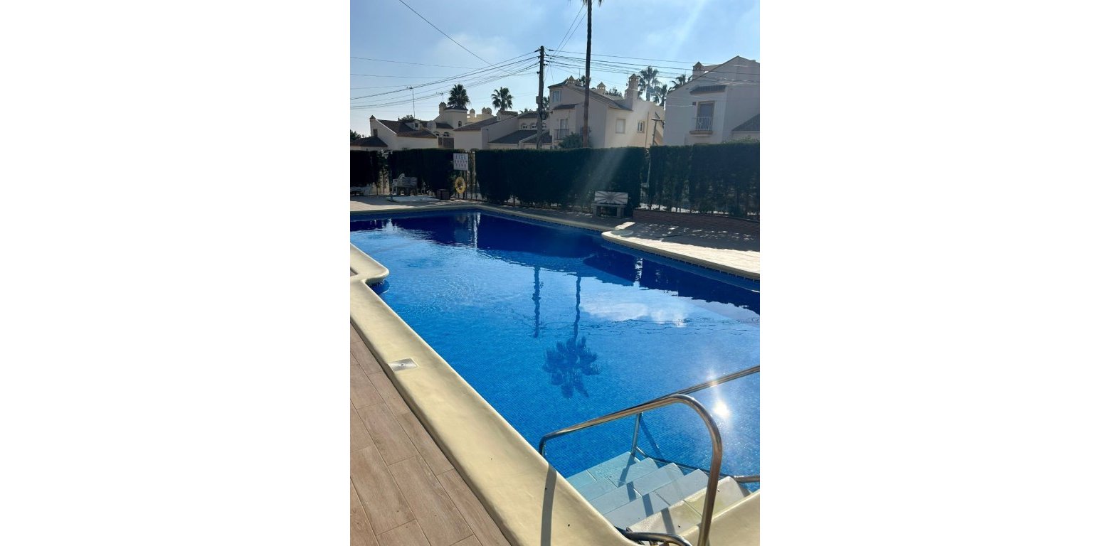 Resale - Bungalow - Villamartin