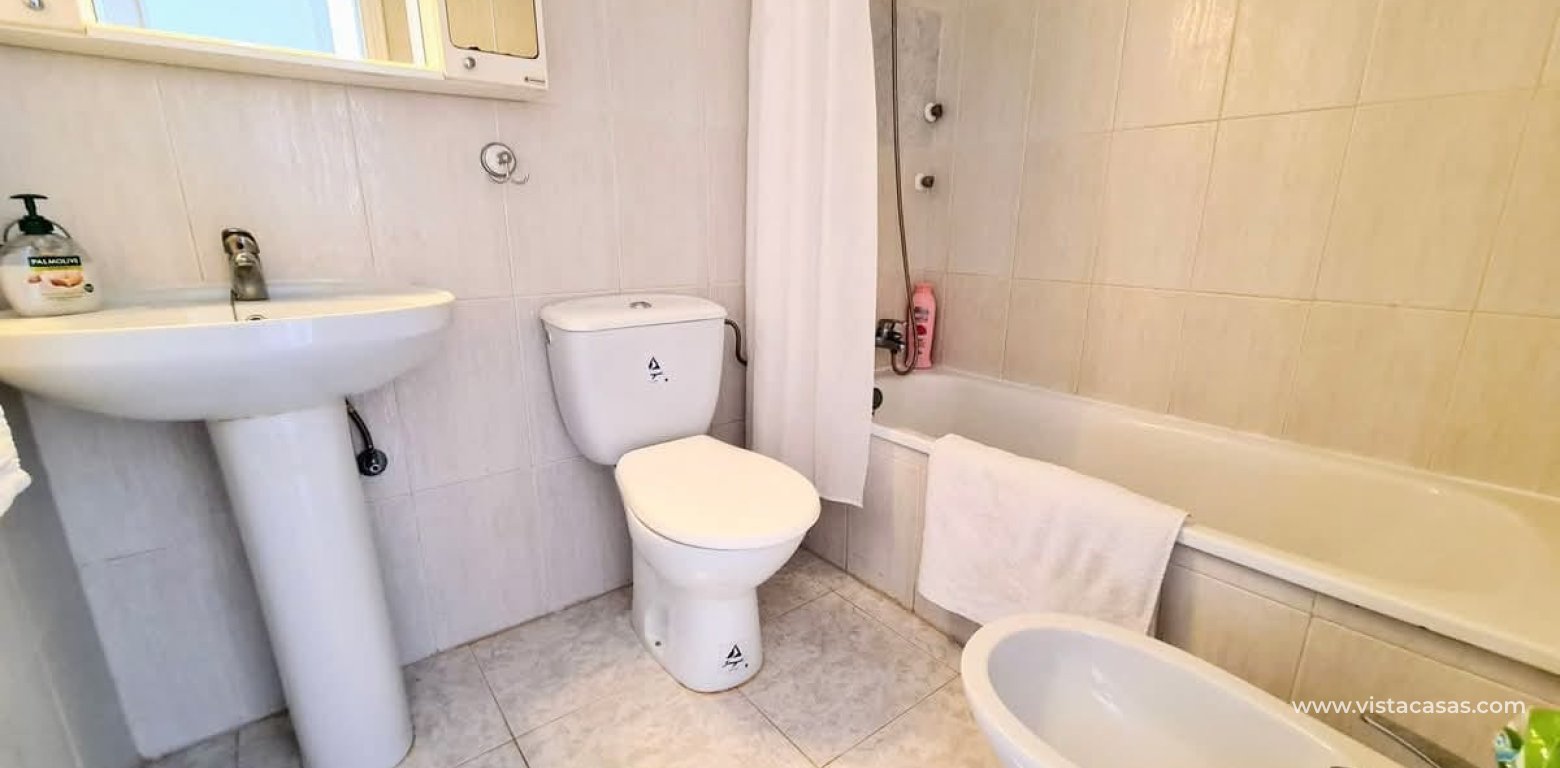 Resale - Apartment - Villamartin