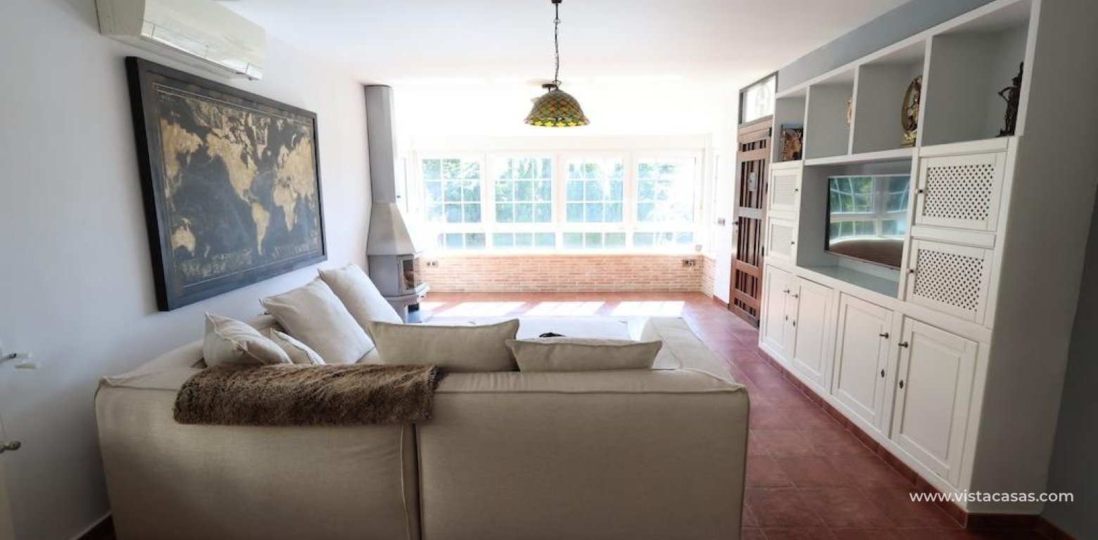 Sale - Villa - Villamartin