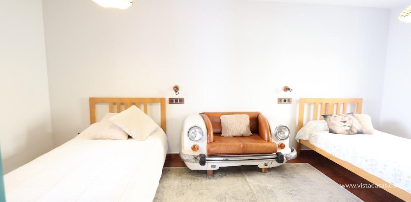 Sale - Villa - Villamartin