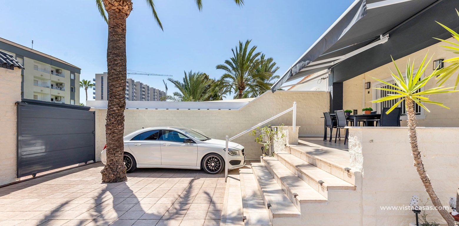 Wtórny - Villa - Punta Prima