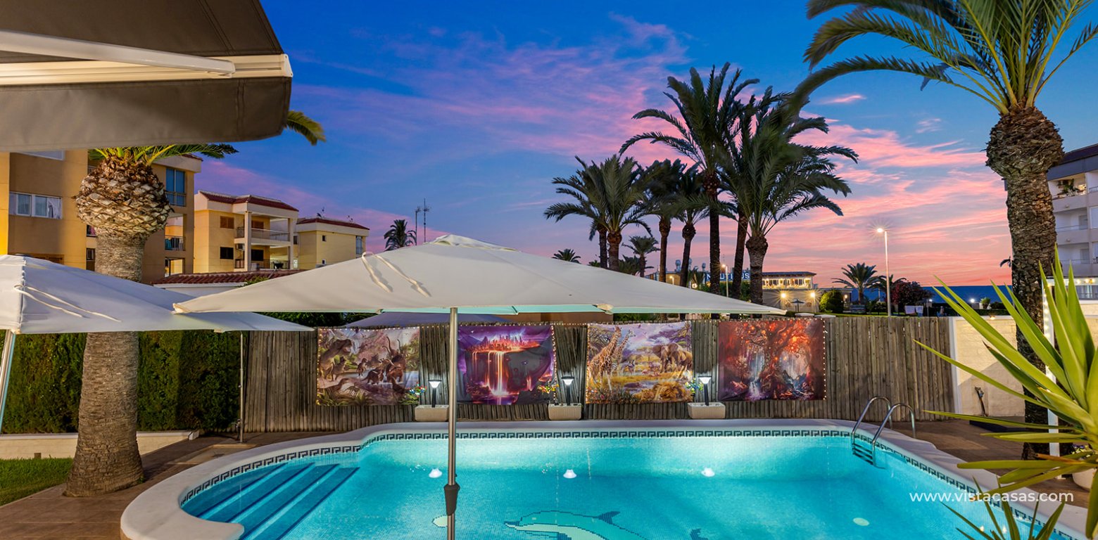 Wtórny - Villa - Punta Prima