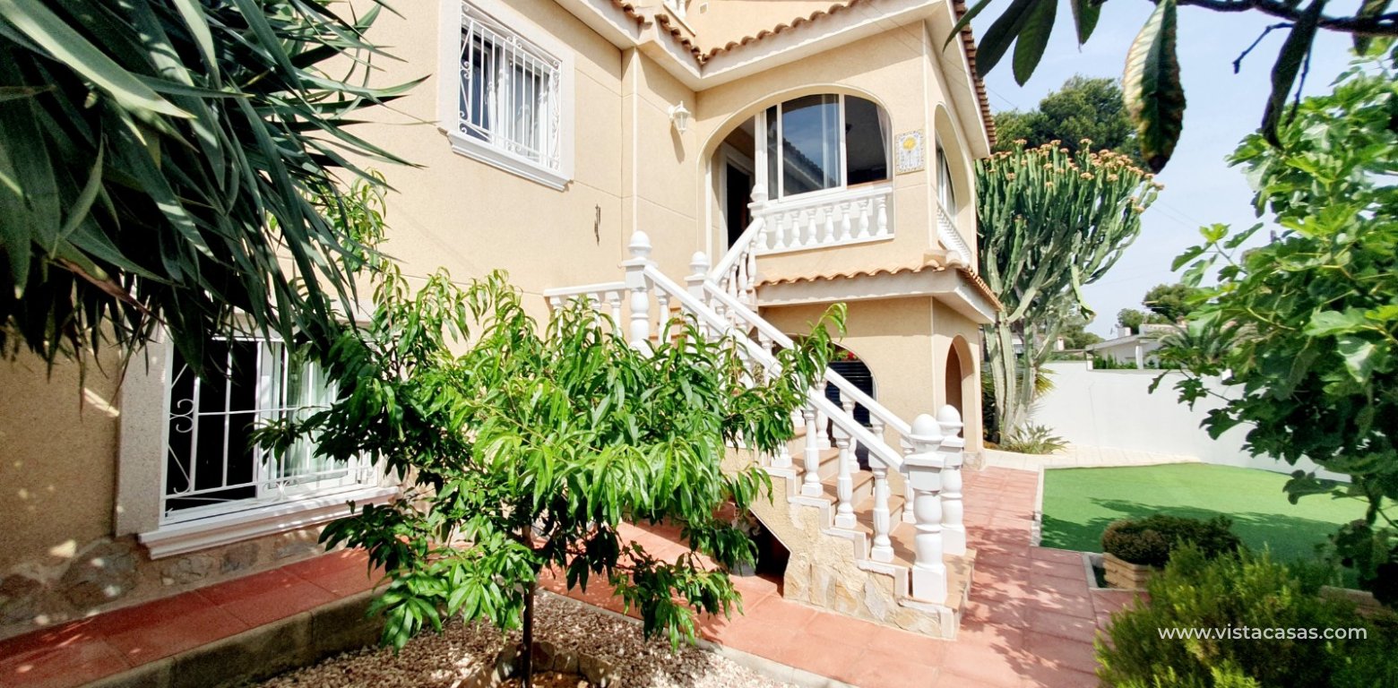 Resale - Villa - Los Balcones