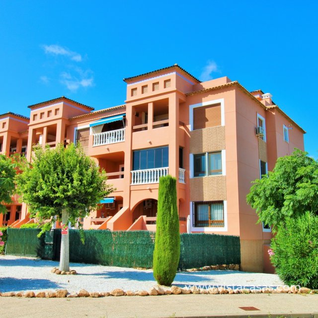 Appartement - Sale - Villamartin - 